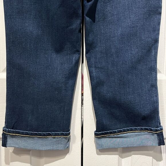NYDJ Marilyn Straight Leg Medium Wash Blue Denim Capri Jeans‎ Size 8 - Picture 8 of 11